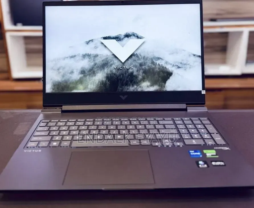 New Laptop HP Victus 16 16GB Intel Core i7 SSD 1T