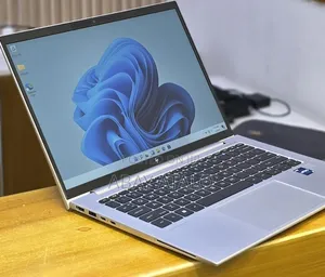 New Laptop HP EliteBook 840 G9 16GB Intel Core i7 SSD 512GB