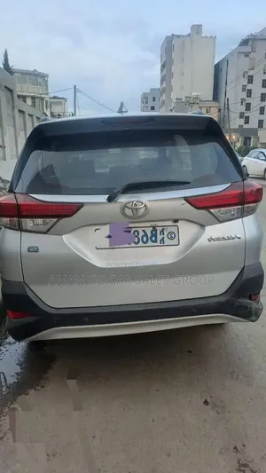 Toyota Rush 2019 Silver