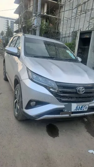 Toyota Rush 2019 Silver