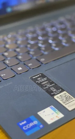 New Laptop Lenovo Ideapad 3 16GB Intel Core i7 SSD 512GB
