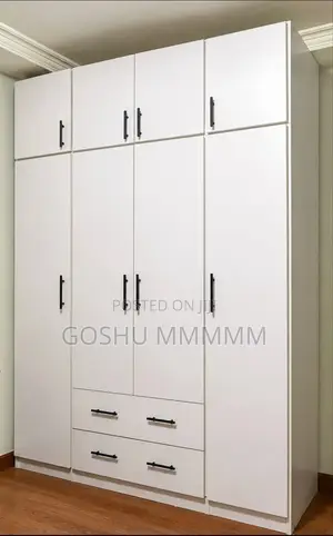 Cupboard/Kumsatin
