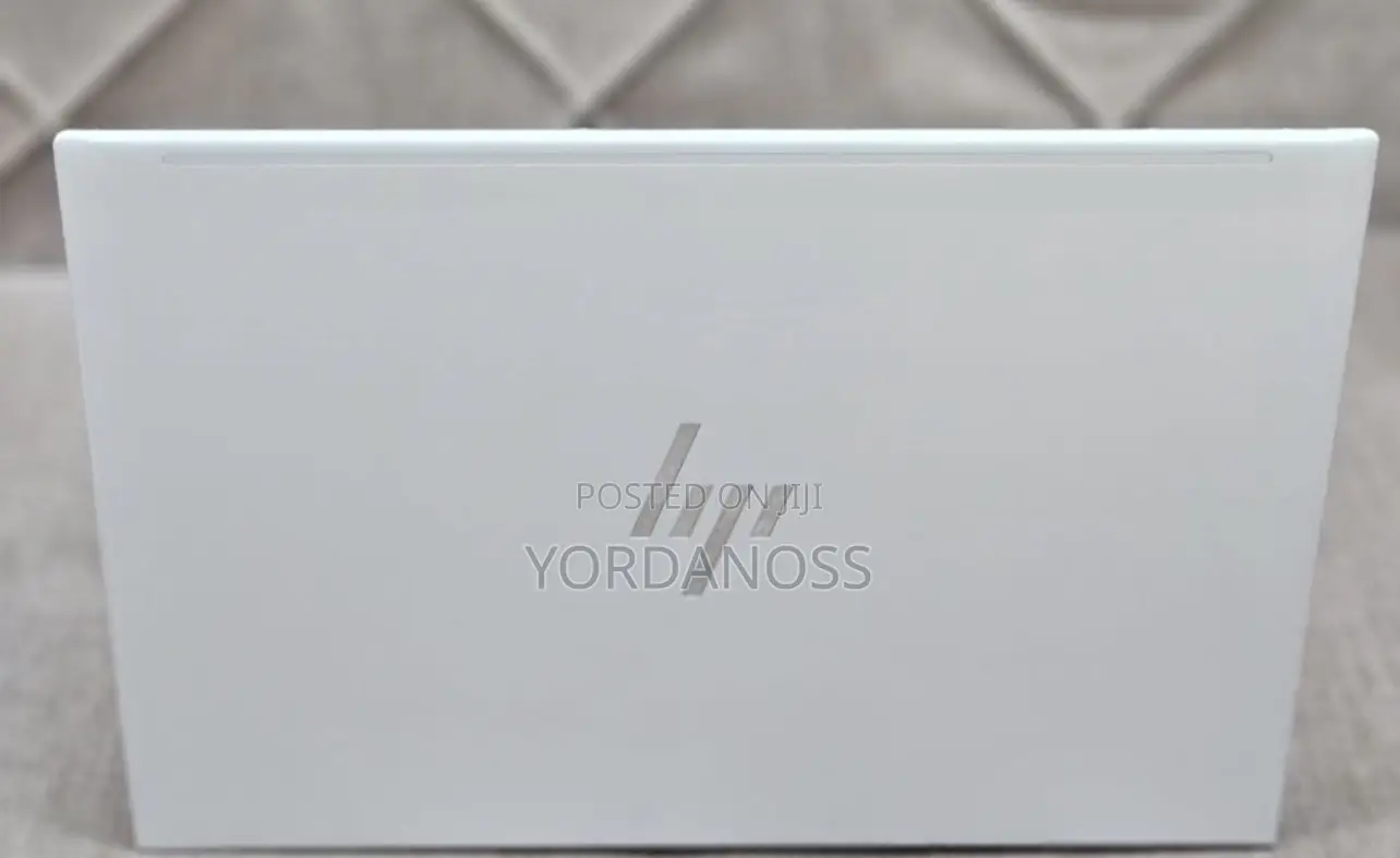 New Laptop HP EliteBook 845 G8 16GB AMD Ryzen 7 SSD 512GB