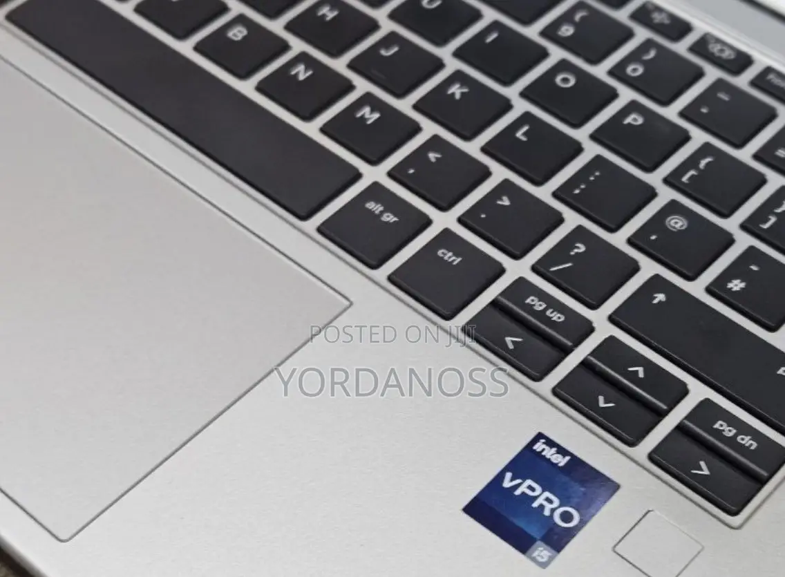 New Laptop HP EliteBook 830 G9 16GB Intel Core i5 SSD 512GB