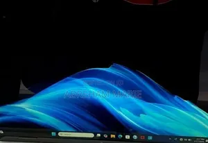 New Laptop HP OmniBook 5 Flip 16GB Intel Core i7 SSD 512GB