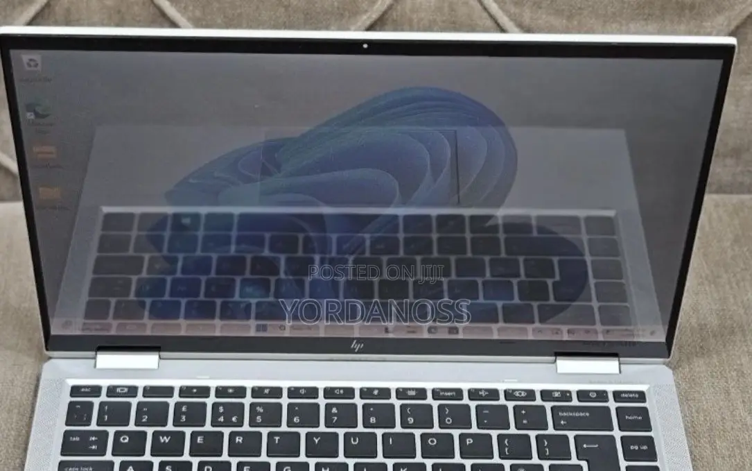 New Laptop HP EliteBook 1040 G8 16GB Intel Core i7 SSD 512GB