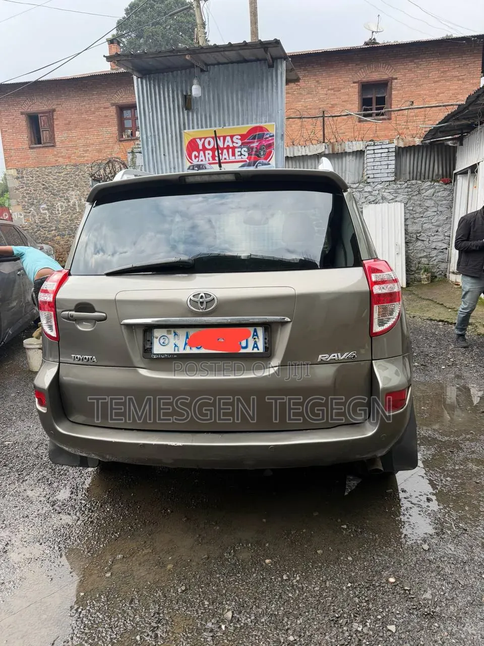 Toyota RAV4 2011