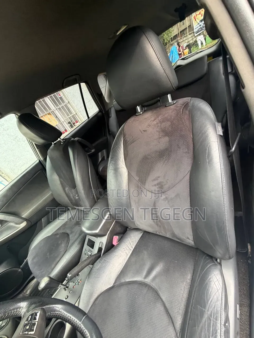 Toyota RAV4 2011