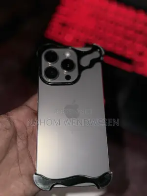 Apple iPhone 15 Pro 128 GB Gray
