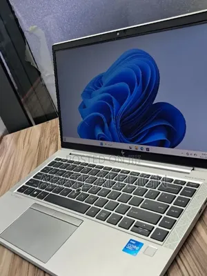 New Laptop HP EliteBook 840 G8 16GB Intel Core i5 SSD 512GB