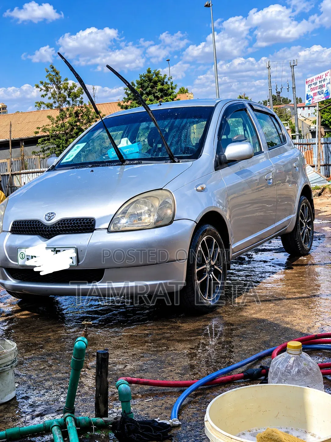 Toyota Vitz 2001 Silver