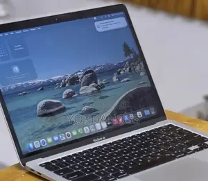New Laptop Apple MacBook Air 2020 M1 8GB Apple M1 SSD 256GB