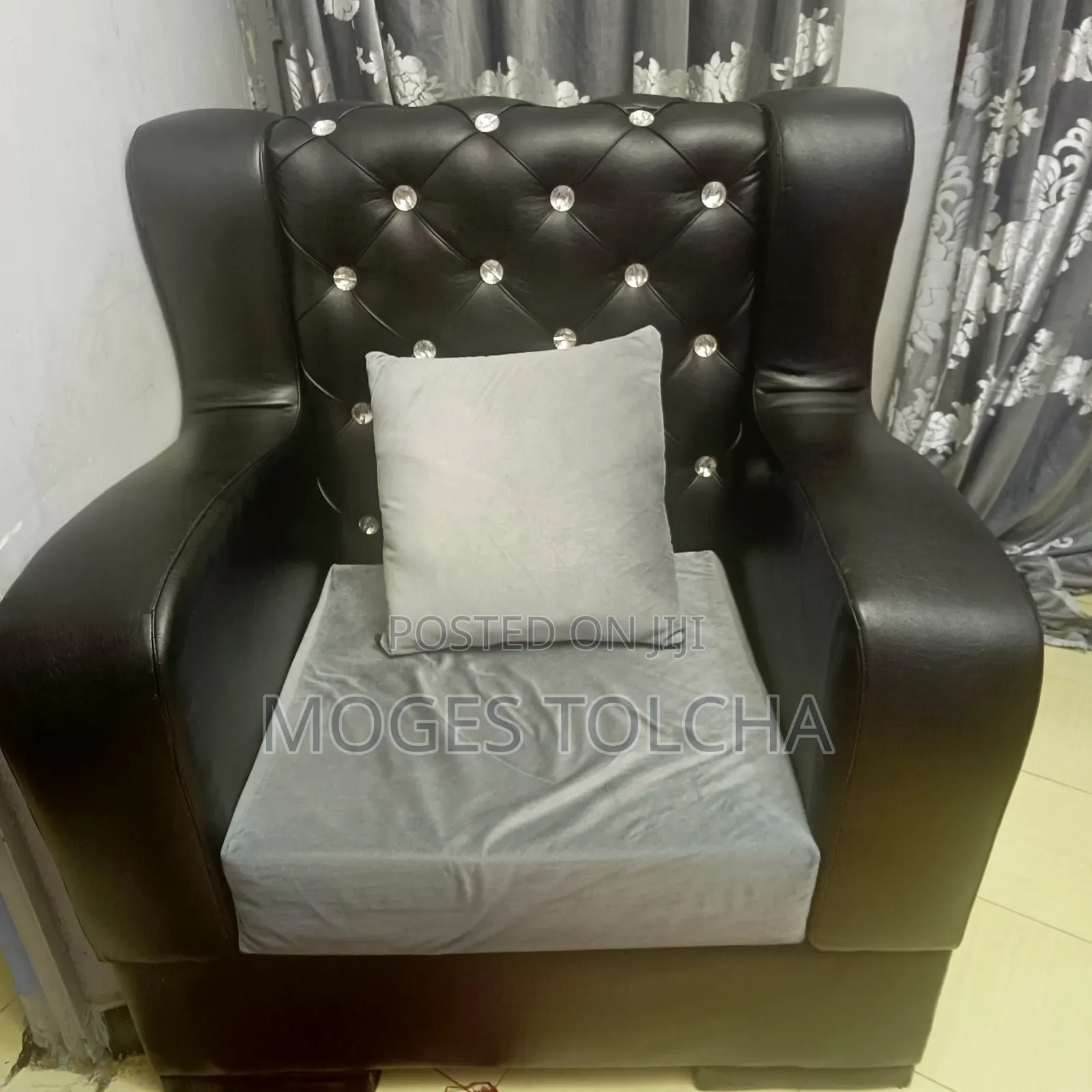 Classic Full Sofa Set