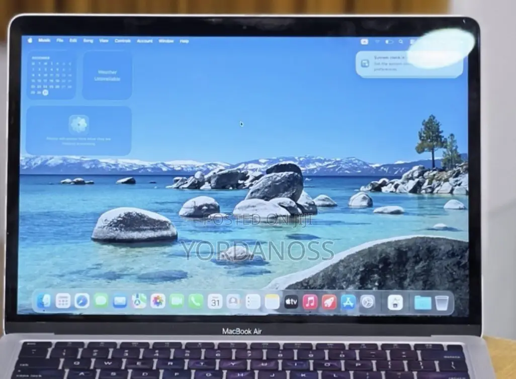 New Laptop Apple MacBook Air 2020 M1 8GB Apple M1 SSD 256GB