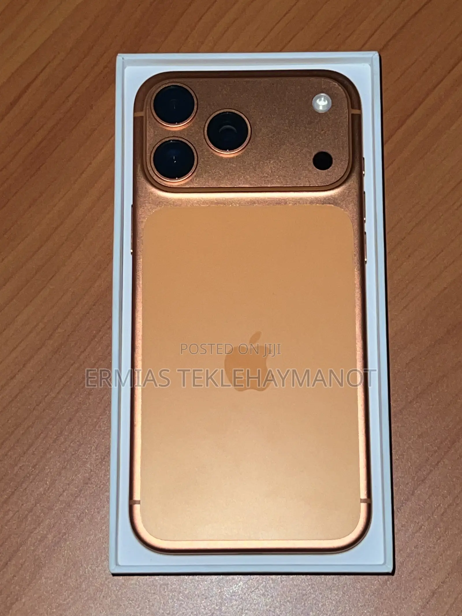New Apple iPhone 17 Pro Max 256 GB Orange