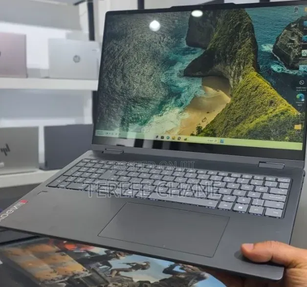 New Laptop Lenovo Yoga 3 16GB Intel Core Ultra 5 SSD 512GB