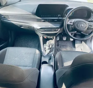 Hyundai Bayon 2022 White