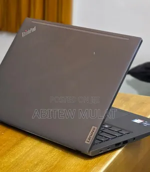 New Laptop Lenovo ThinkPad T14s G4 16GB Intel Core i7 SSD 512GB