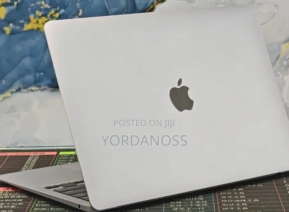 New Laptop Apple MacBook Air 2020 M1 16GB Apple M1 SSD 512GB