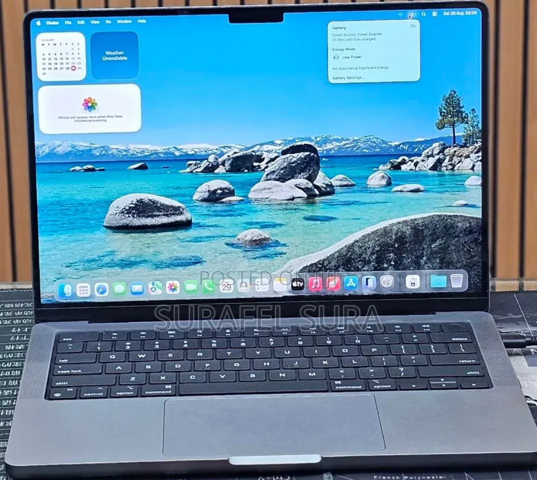 New Laptop Apple MacBook Pro 2021 M1 16GB Apple M1 Pro SSD 512GB