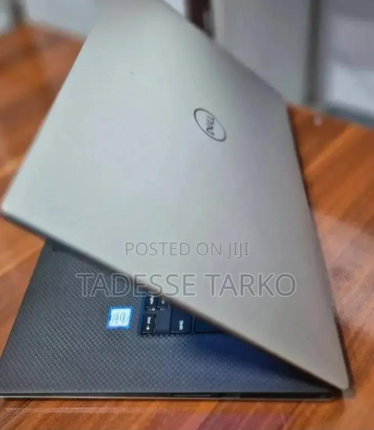 New Laptop Dell XPS 15 16GB Intel Core i7 SSD 512GB