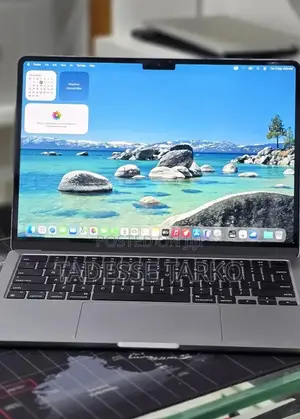 New Laptop Apple MacBook Air 2022 M2 8GB Apple M2 SSD 256GB