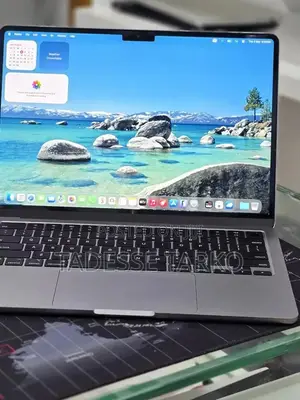 New Laptop Apple MacBook Air 2022 M2 8GB Apple M2 SSD 256GB
