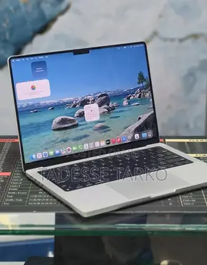New Laptop Apple MacBook Pro 2021 M1 16GB Apple M1 Pro SSD 1T
