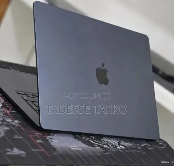 New Laptop Apple MacBook Air 2025 M4 16GB Apple M4 SSD 256GB