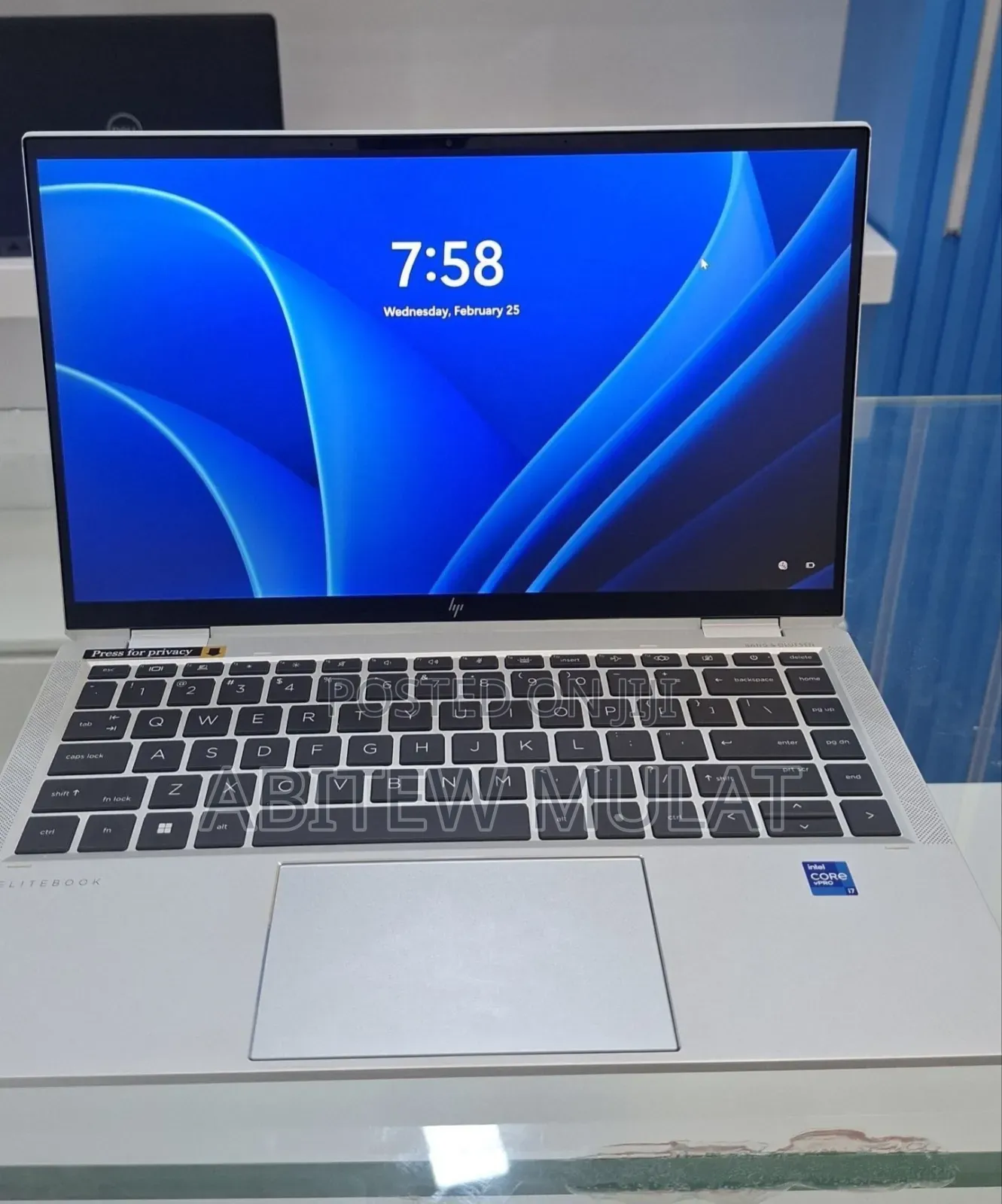 New Laptop HP EliteBook 1040 G8 16GB Intel Core i7 SSD 512GB