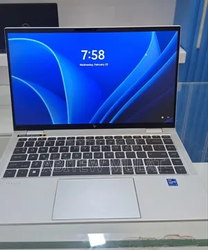 New Laptop HP EliteBook 1040 G8 16GB Intel Core i7 SSD 512GB
