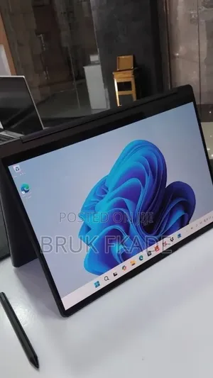 New Laptop Lenovo Yoga 9i 16GB Intel Core i7 SSD 1T
