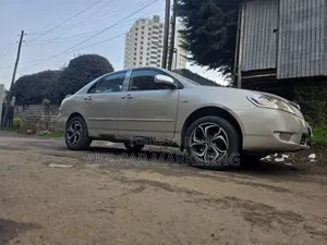 Toyota Corolla 1.4 C Limousine Luna 2005 Silver