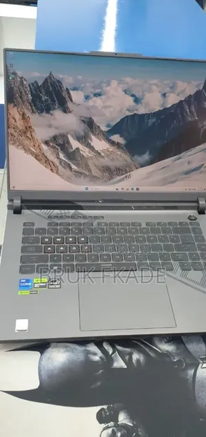 New Laptop Asus ROG Strix G16 G614 16GB Intel Core i7 SSD 1T