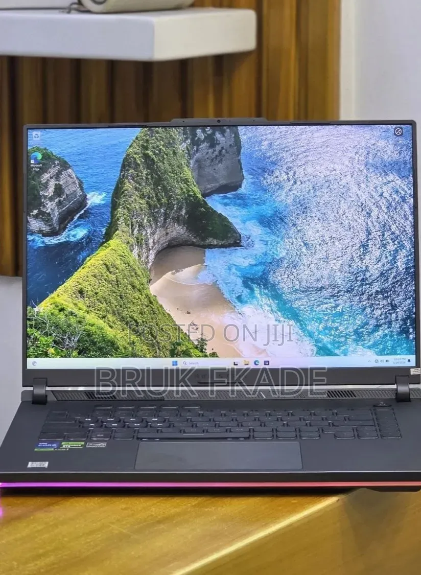 New Laptop Asus ROG Strix G16 G614 16GB Intel Core i7 SSD 1T