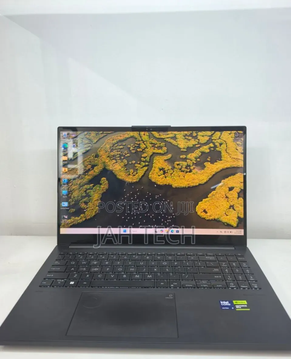 New Laptop Asus VivoBook 15 X505BA 16GB Intel Core Ultra 9 SSD 512GB