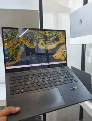 New Laptop Asus VivoBook 15 X505BA 16GB Intel Core Ultra 9 SSD 512GB