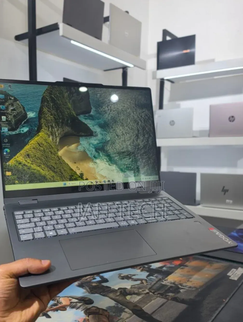New Laptop Lenovo 16GB Intel Core Ultra 5 SSD 512GB