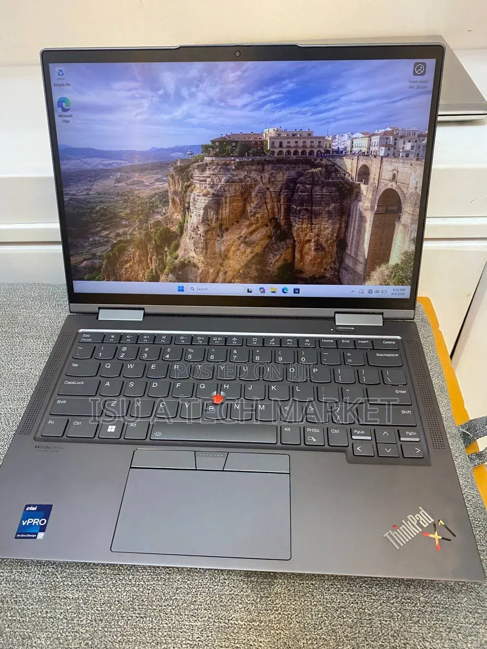 Laptop Lenovo ThinkPad X1 Yoga 16GB Intel Core i7 SSD 512GB