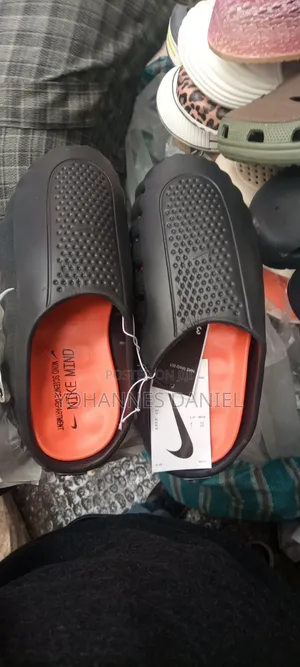 Nike Mind Black
