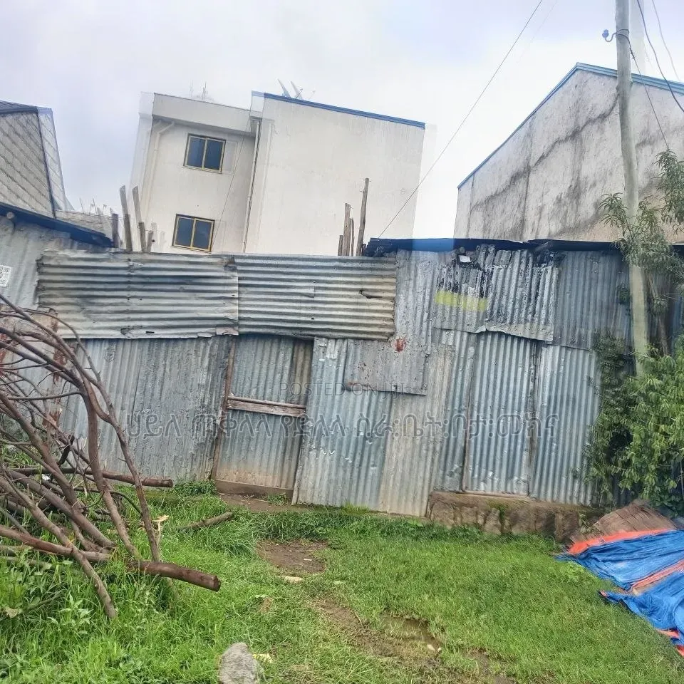 150 M2 Residential Land for Sale Summit Area