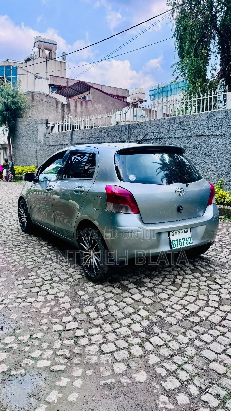 Toyota Yaris 2010 Gray