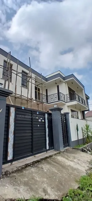 Furnished 6bdrm Townhouse/Terrace in Legetafo Area, Oromia-Finfinne
