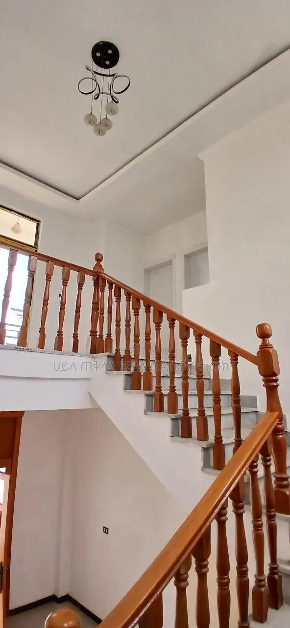Furnished 6bdrm Townhouse/Terrace in Legetafo Area, Oromia-Finfinne