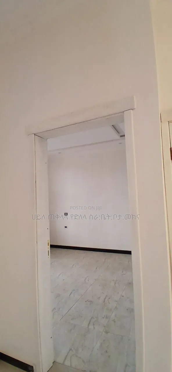 Furnished 6bdrm Townhouse/Terrace in Legetafo Area, Oromia-Finfinne