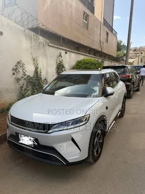 BYD Yuan Up 2025 Silver