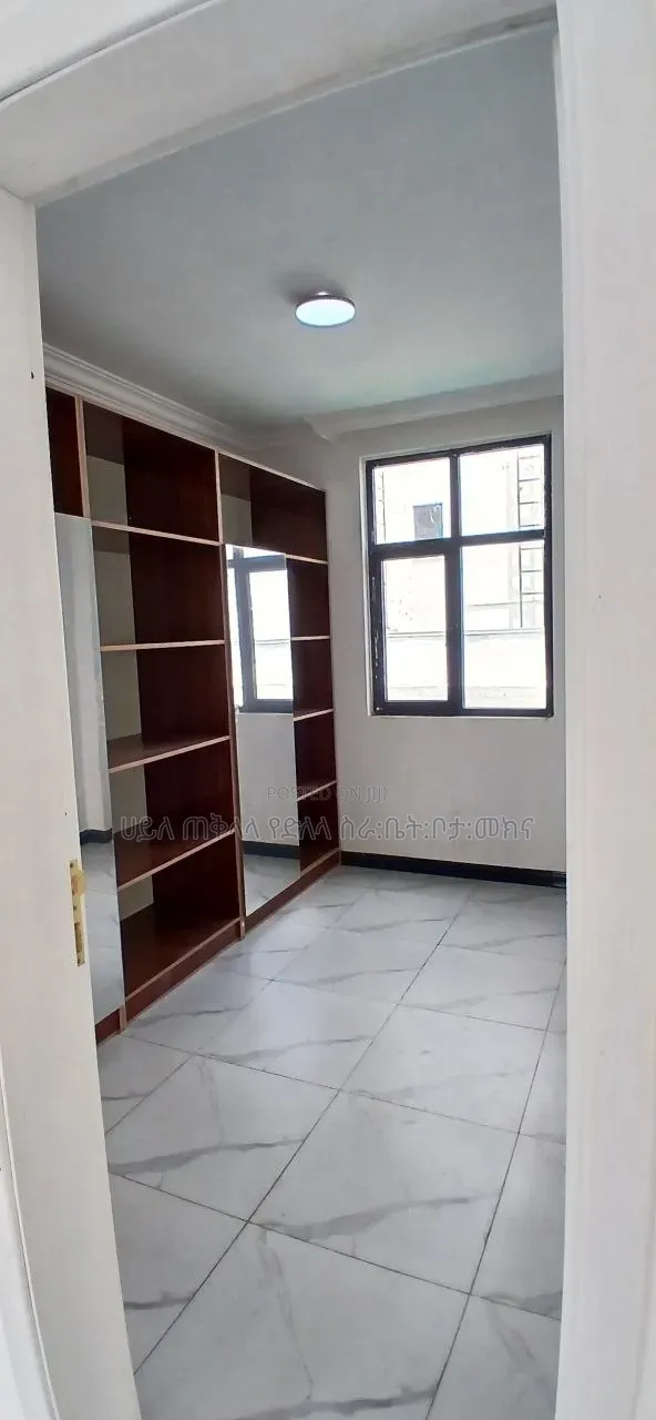 Furnished 6bdrm Townhouse/Terrace in Legetafo Area, Oromia-Finfinne