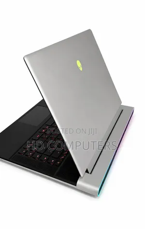 New Laptop Alienware X16 r1 32GB Intel Core i9 SSD 1T