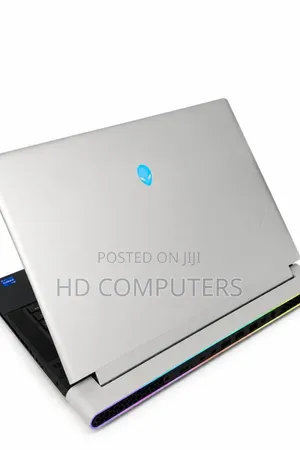 New Laptop Alienware X16 r1 32GB Intel Core i9 SSD 1T