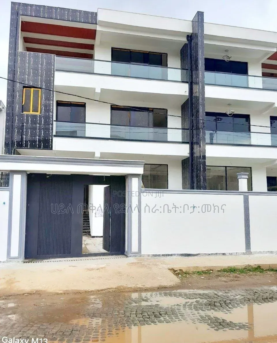 Furnished 9bdrm Townhouse/Terrace in Addis Ababa Ayat, Yeka for sale
